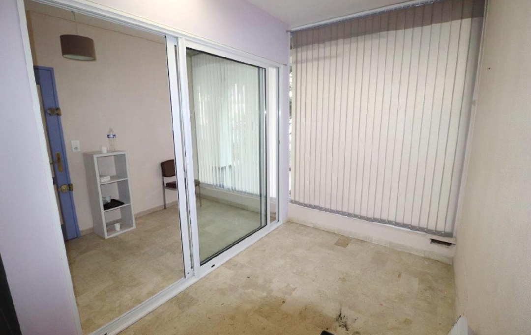 Annonces SAINTCYPRIEN : Local / Bureau | PERPIGNAN (66000) | 174 m2 | 168 000 € 