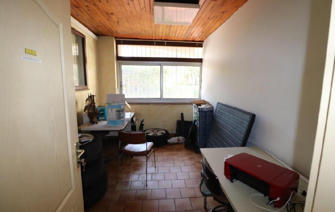 Annonces SAINTCYPRIEN : Local / Bureau | PERPIGNAN (66000) | 174 m2 | 168 000 € 