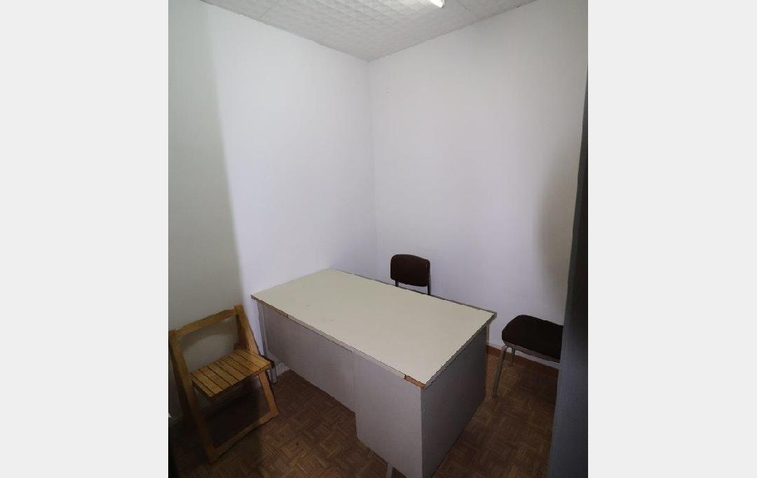 Annonces SAINTCYPRIEN : Local / Bureau | PERPIGNAN (66000) | 174 m2 | 168 000 € 